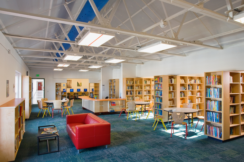 Empty library